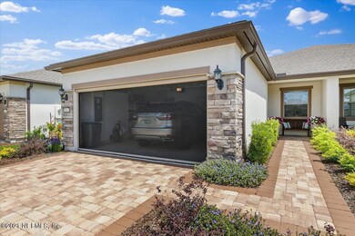 03-Screened Garage