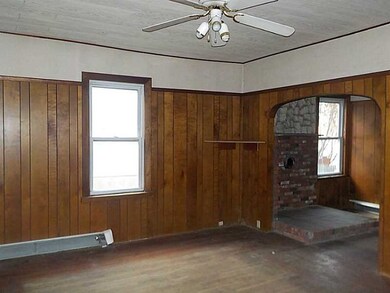 576 Bernon St, Woonsocket, RI 02895 - photo 6