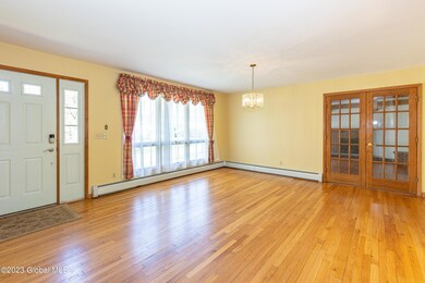 21 Oxford Cir, Troy, NY 12180 - photo 7