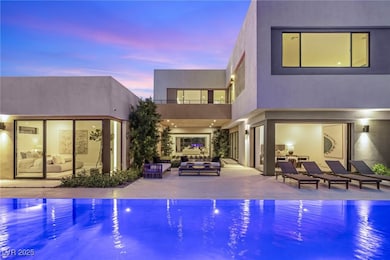 7385 Heron Canyon Ct, Las Vegas, NV 89117 - photo 2