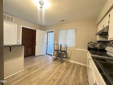 322 Junction Rd unit 28h, Durham, NC 27703 - photo 4