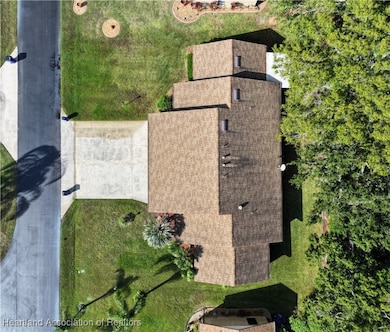 2214 Hidden Creek Cir, Sebring, FL 33870 - photo 3