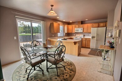 215 Icey St SW, Orting, WA 98360 - photo 2