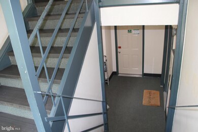 19629 Gunners Branch Rd, Germantown, MD 20876 - photo 4