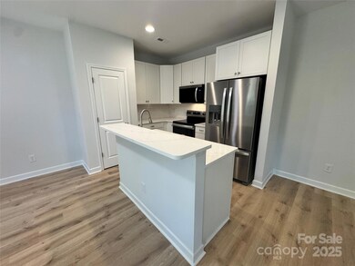 1215 1/2 Mountain Ave, Gastonia, NC 28052 - photo 5