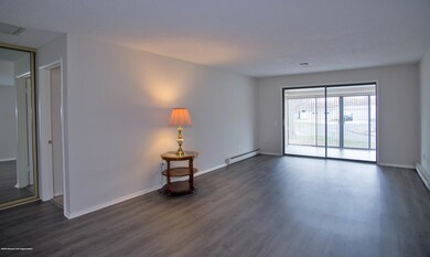 _RMJ6399 living room