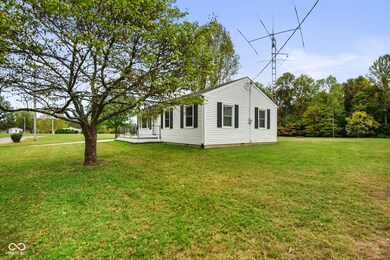 6435 W Lowell Rd, Columbus, IN 47201 - photo 4