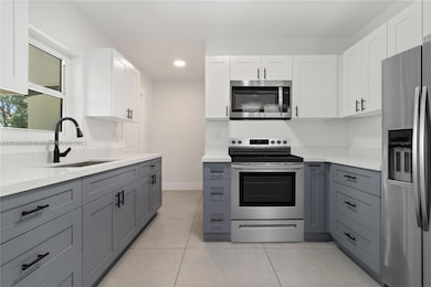Appliances are virtually stagged. Actual appliances will be similar, not exact.