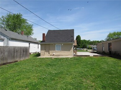 2205 7th St, Columbus, IN 47201 - photo 2