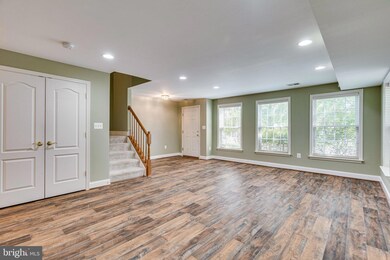 25836 Turlough Terrace, Chantilly, VA 20152 - photo 5