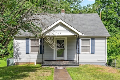 703 Central Ave, Clarksville, TN 37040 - photo 2