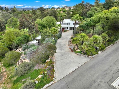 1710 Via Allondra, San Marcos, CA 92078 - photo 2