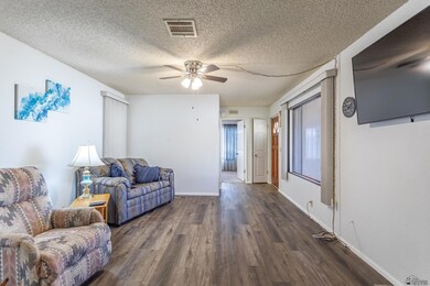 10630 E Amber Dr, Yuma, AZ 85365 - photo 2