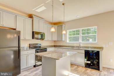 551 English Oak Ln, Prince Frederick, MD 20678 - photo 4