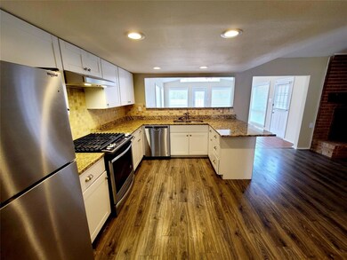 4130 Santa Barbara Dr, Dallas, TX 75214 - photo 7