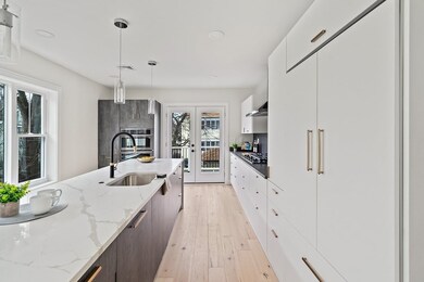 35 Lafayette St unit B, Arlington, MA 02474 - photo 6