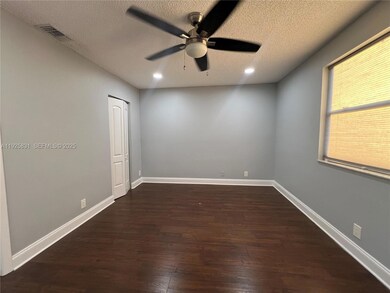 5621 Riverside Dr unit 203A1, Coral Springs, FL 33067 - photo 5