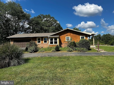 12501 Bridle Ln, Catharpin, VA 20143 - photo 3