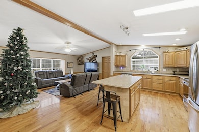 366 Slim Chance Ln, New Martinsville, WV 26155 - photo 2