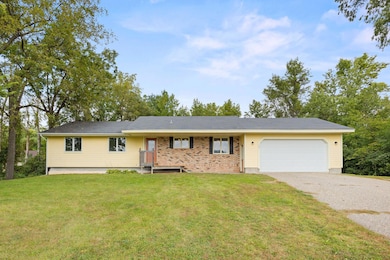 197 12th St, Howard Lake, MN 55349 - photo 2