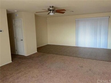 living room dining area