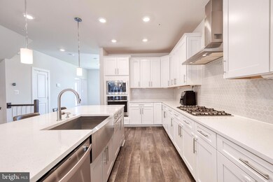 10911 Beckenham St, Middle River, MD 21220 - photo 7