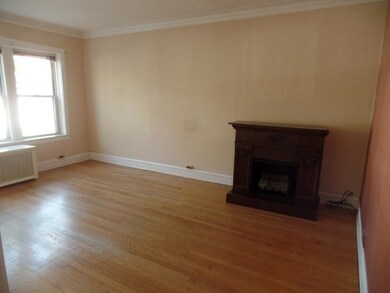 2049 W Ainslie St unit 1E, Chicago, IL 60625 - photo 3