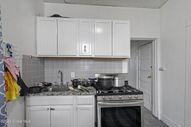 54 West St, Albany, NY 12206 - photo 5