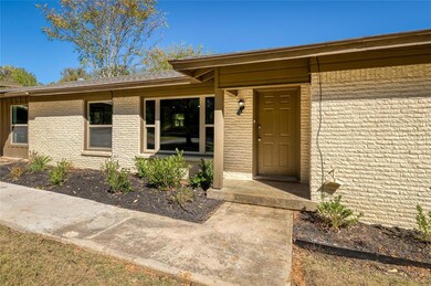 1709 Scotland Ave, Azle, TX 76020 - photo 5