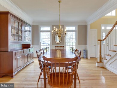 6327 Timarron Cove Ln, Burke, VA 22015 - photo 7