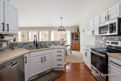 7324 Misty View Ct-14