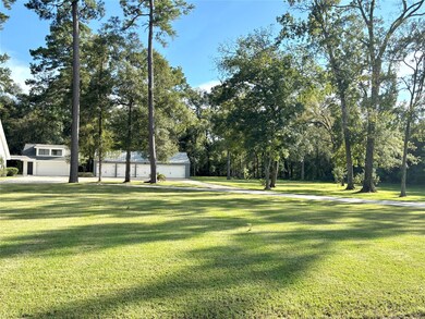 211 Garden W, Conroe, TX 77304 - photo 4
