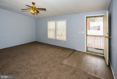 1 Thomas Ln, Edgemere, MD 21219 - photo 5