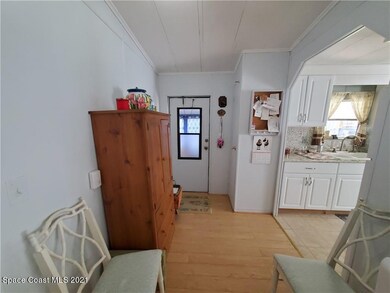 808 Oleander Cir, Sebastian, FL 32976 - photo 4