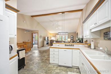 29-web-or-mls-8878-peninsula-ct