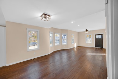 301 W Main St, La Crosse, IN 46348 - photo 4