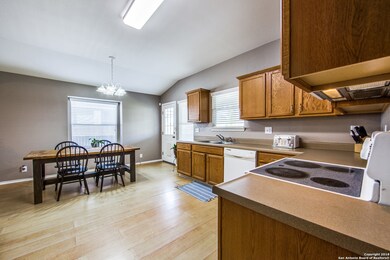 4015 Blue Oak Pass, San Antonio, TX 78223 - photo 7