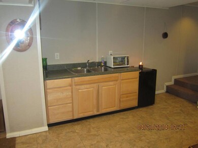 27 Locust St, Fishersville, VA 22939 - photo 5