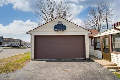 4052 Briggs Rd, Columbus, OH 43228 - photo 3