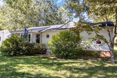 2031 Lineberry St, Asheboro, NC 27203 - photo 3