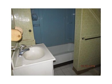 Full Bath.