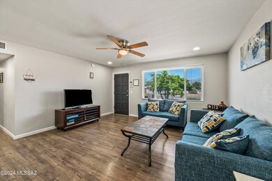 05-Living Room