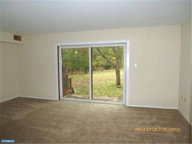 125 Bishop Dr, Aston, PA 19014 - photo 6