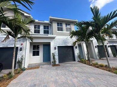 17183 SW 2nd Cir, Pembroke Pines, FL 33027 - photo 2