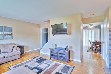 1209 Tee Ct, Allentown, PA 18106 - photo 2