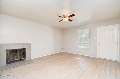3206Salisbury-9