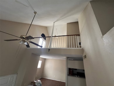 14550 Fonmeadow Dr unit 1006, Houston, TX 77035 - photo 7