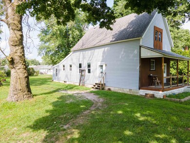 1208 W Wabash Ave, Logansport, IN 46947 - photo 2