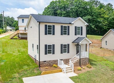 854 Berg St, Asheboro, NC 27203 - photo 3