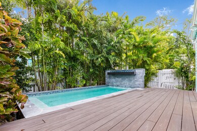 210 Olivia St, Key West